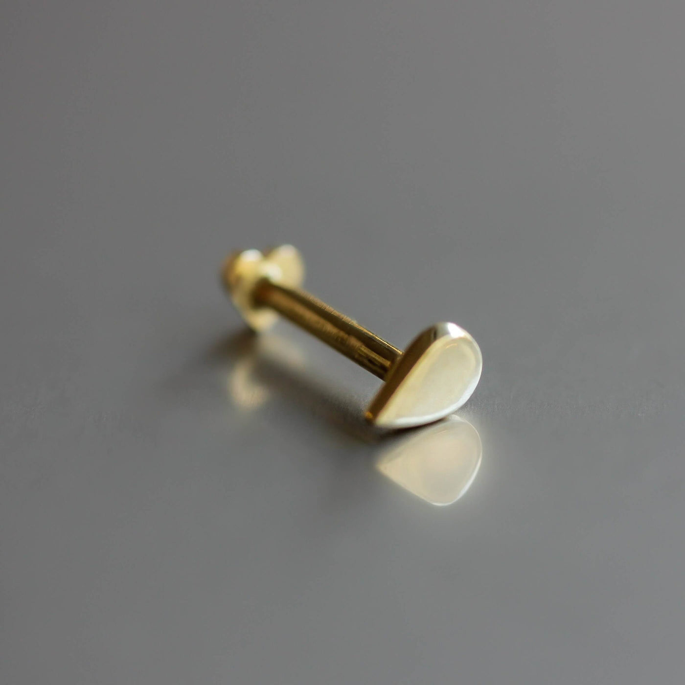 עגיל פירסינג אלזה חלק זהב 14K Earrings 