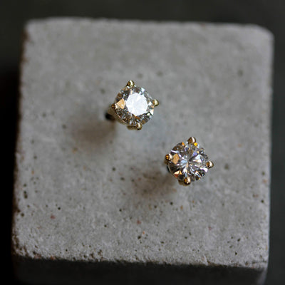 עגילי טיפאני 0.50 יהלומים לבנים מעבדה זהב 14K Earrings