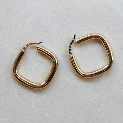 עגילי חישוק דונה מרובע גדול זהב 14K