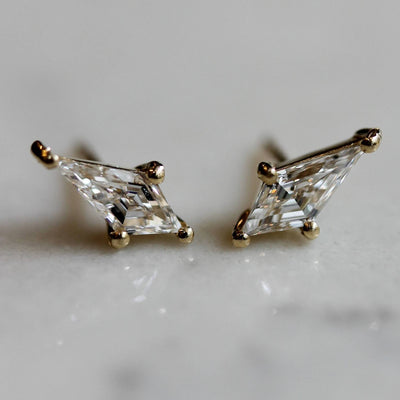 עגילי ויק 0.36 יהלומים לבנים מעבדה זהב 14K Earrings