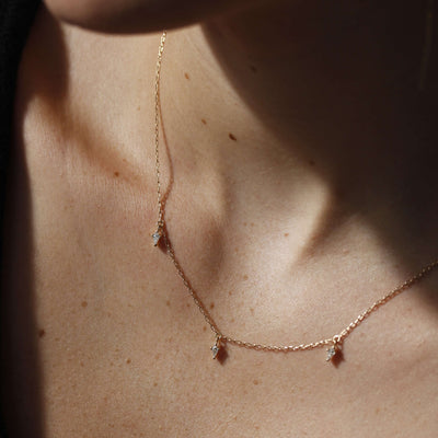 שרשרת פרסונה 3 תליוני ויק זהב 14K Necklaces