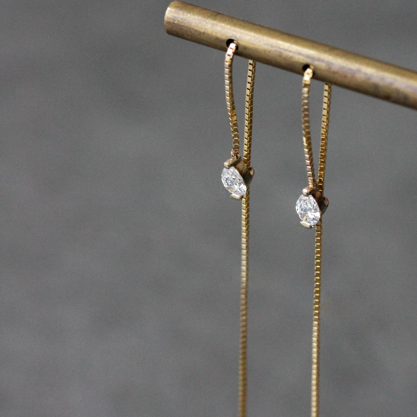 עגילי קלואי סהרה יהלום מעבדה זהב 14K Earrings