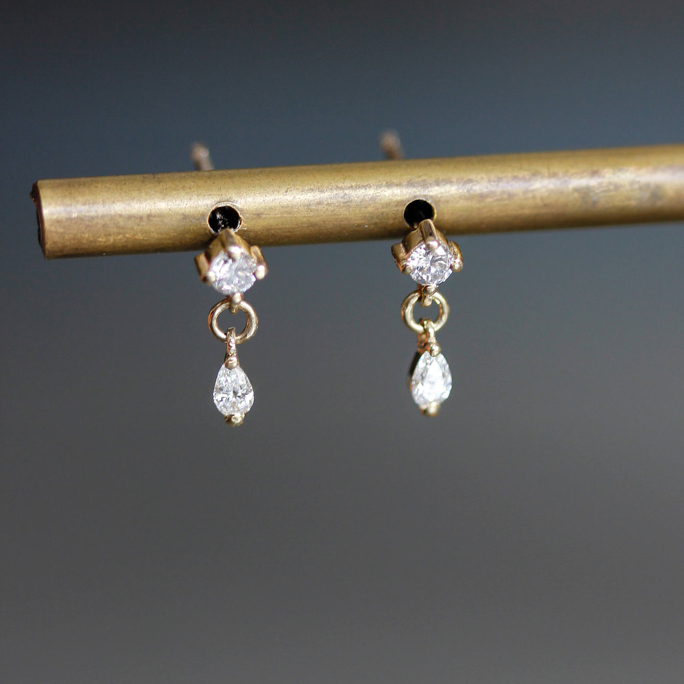 עגילי אואזיס צמודים יהלומי מעבדה זהב 14K Earrings