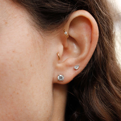 עגיל פירסינג אלזה יהלום זהב 14K Earrings