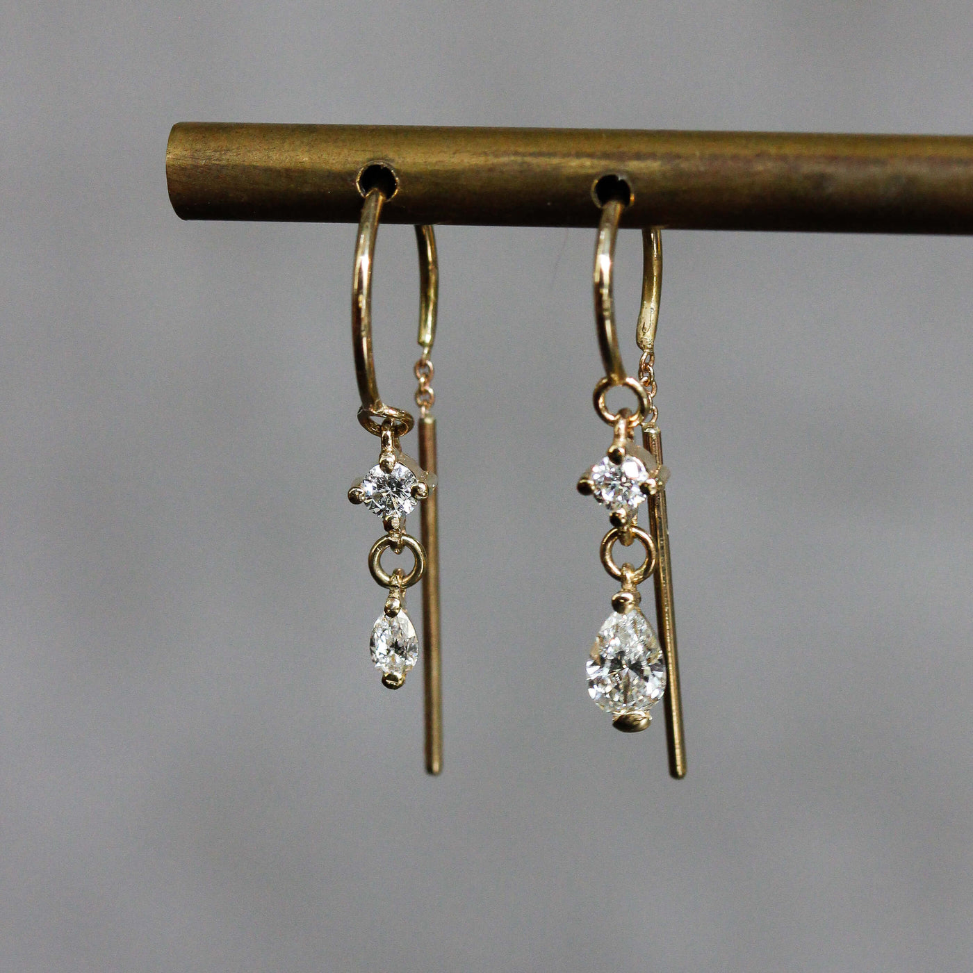 עגילי חישוק אואזיס גדול יהלומי מעבדה זהב 14K Earrings