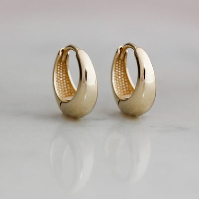 עגילי חישוק טייני קנדל זהב 14K Earrings 