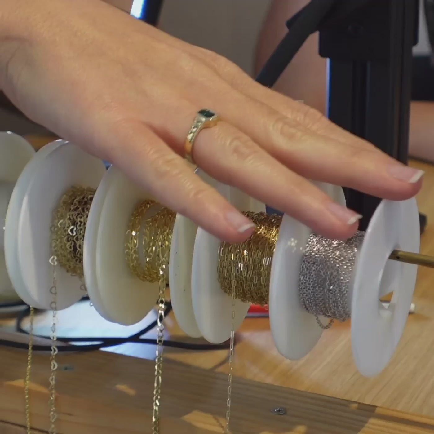 טבעת נצחית מלרוז זהב צהוב 14K Rings