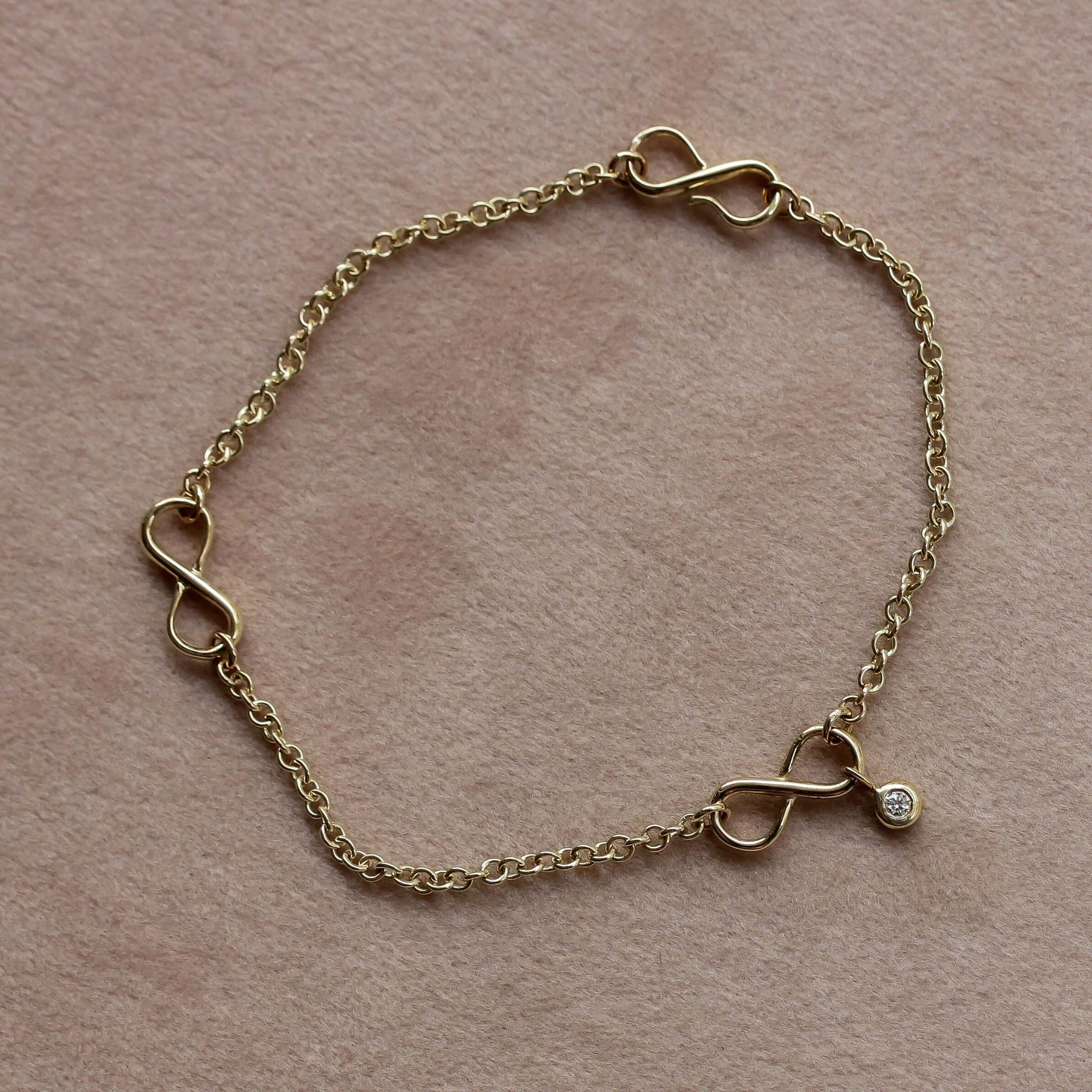 צמיד אינפיניטי זהב 14K Bracelets 14K צהוב