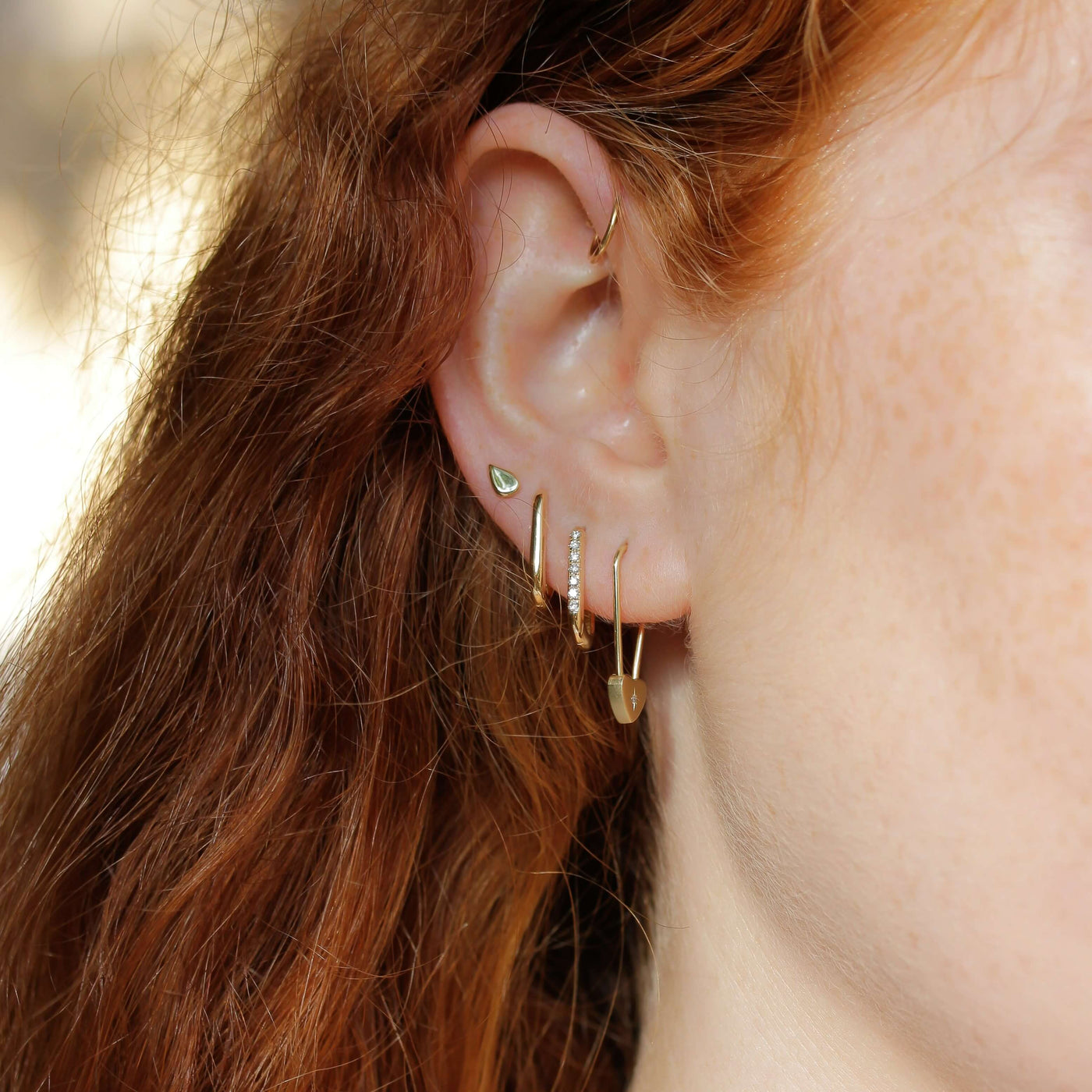 עגילי סיקרט משובצים זהב 14K Earrings 