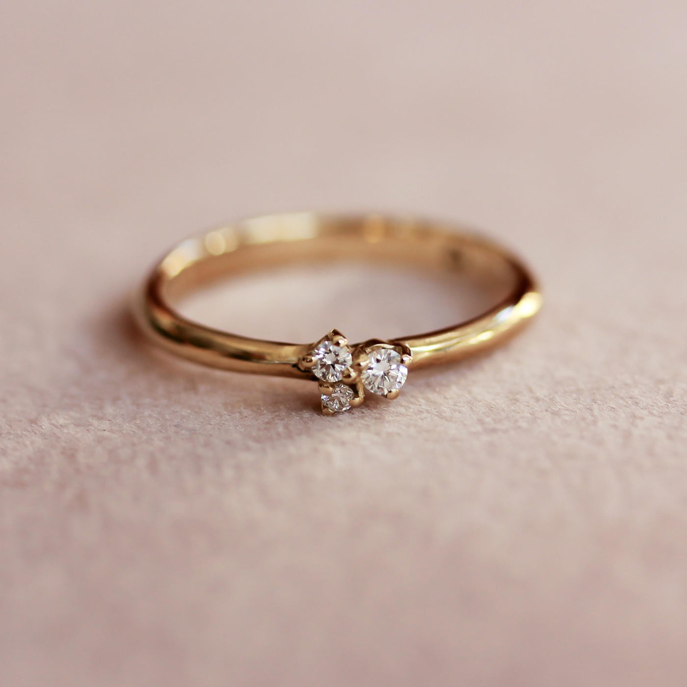 טבעת אריס יהלומים לבנים זהב 14K Rings 