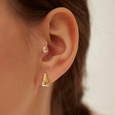 עגיל פירסינג לואי יהלומים לבנים זהב 14K Earrings 