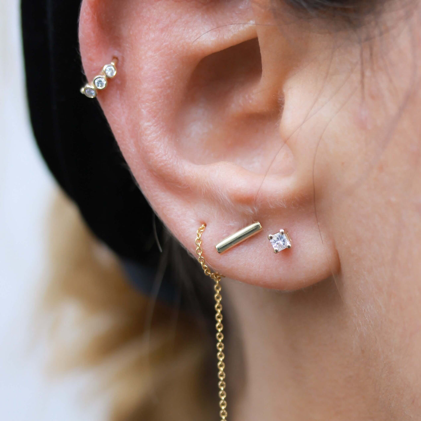 עגיל חישוק פירסינג גאיה יהלומים לבנים זהב 14K Earrings 