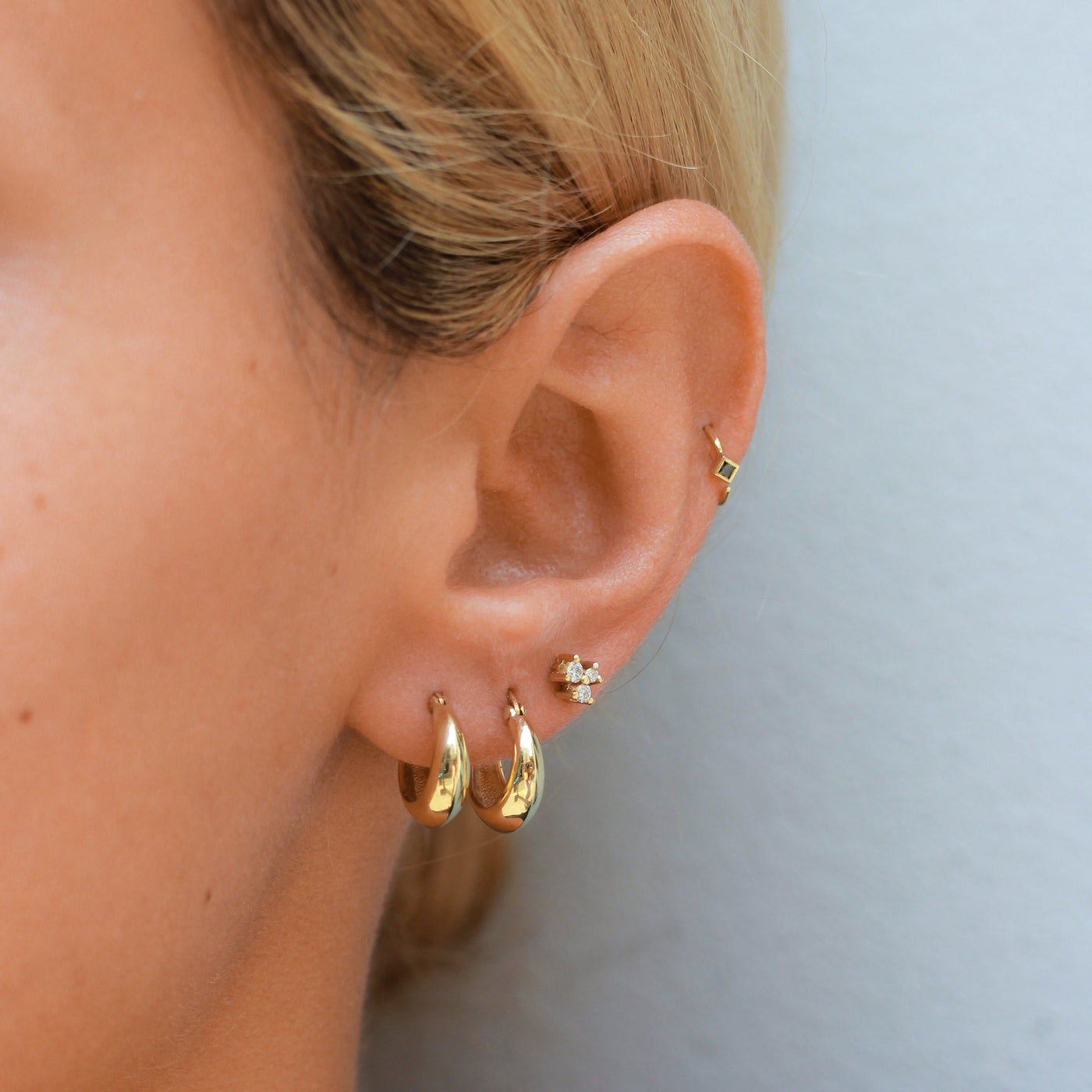עגיל חישוק פירסינג פרינס יהלום שחור זהב 14K Earrings 