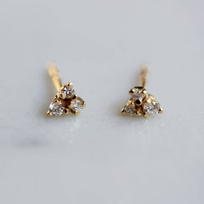 עגילי אריס טייני יהלומים לבנים זהב 14K Earrings 14K לבן
