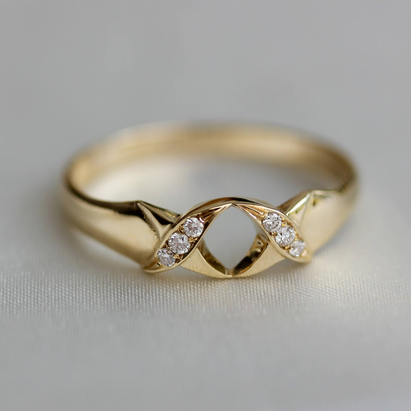 טבעת אייבי משובצת יהלומים זהב 14K Rings 14K צהוב