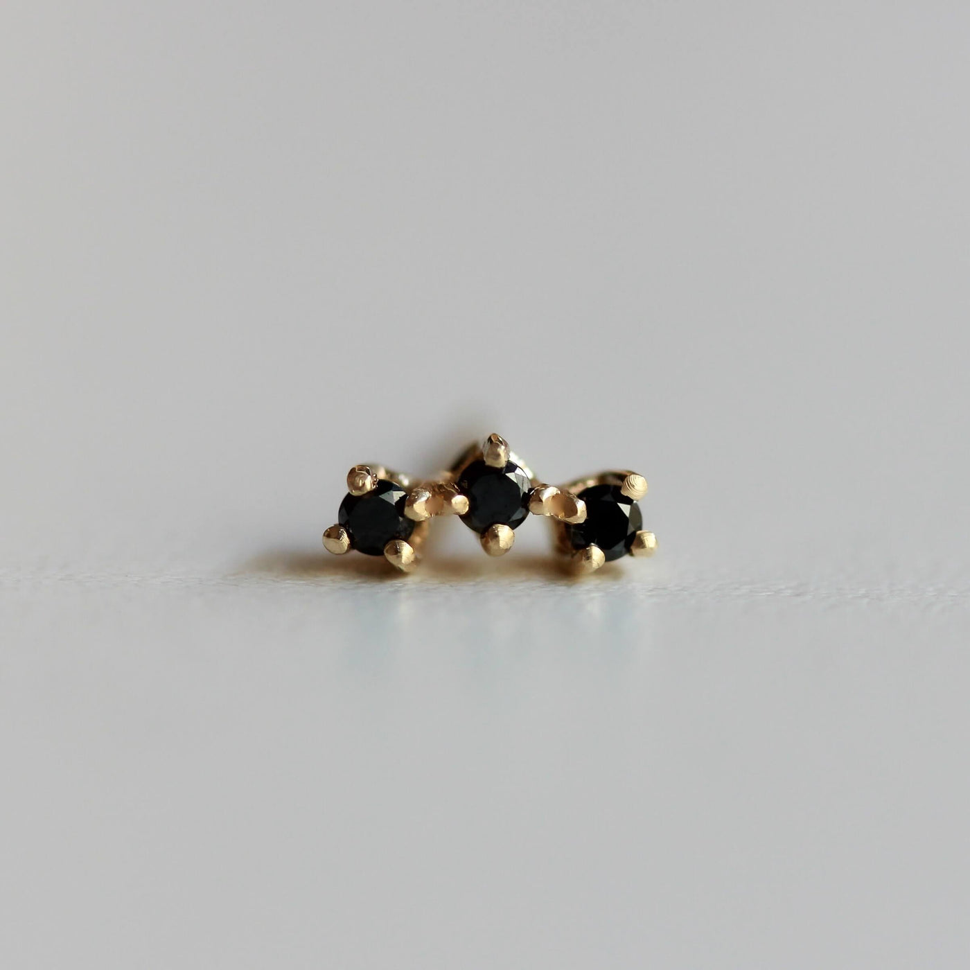 עגילי בל יהלומים שחורים זהב 14K Earrings 14K לבן