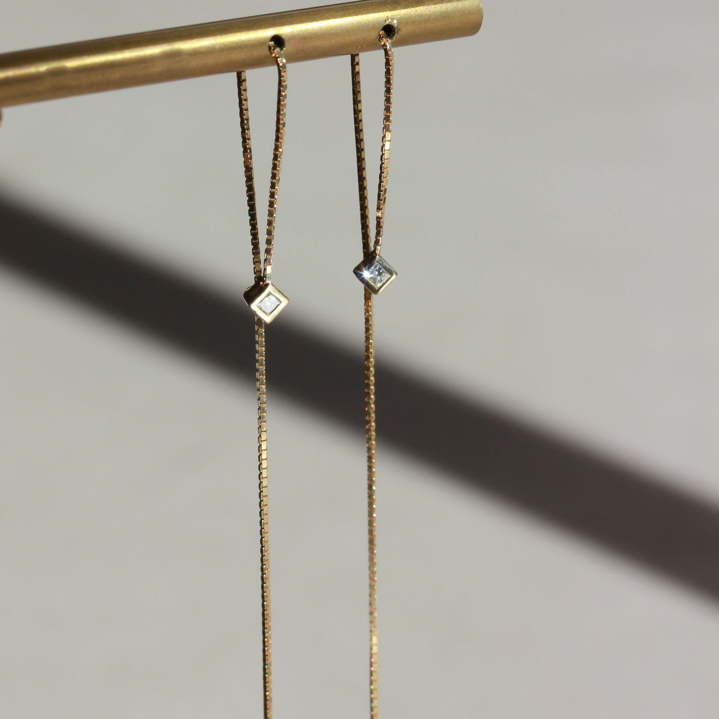עגילי קלואי פרינס יהלומים לבנים זהב 14K Earrings 